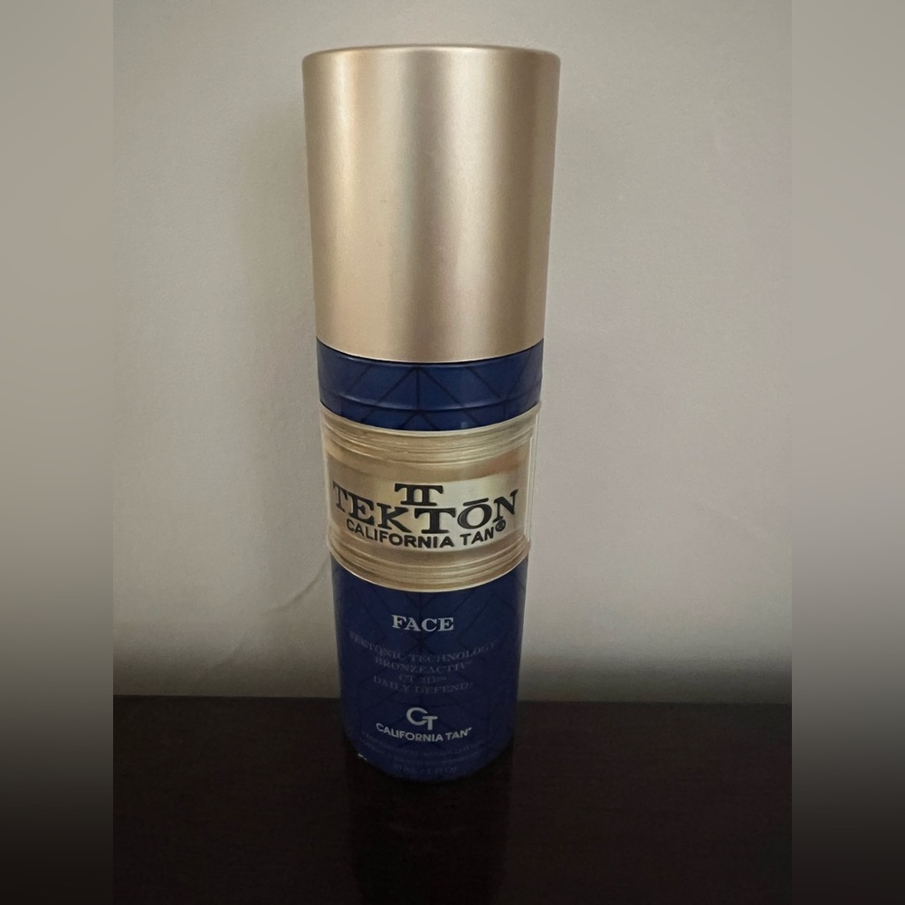 Tekton California tan face bronzer tanner tan